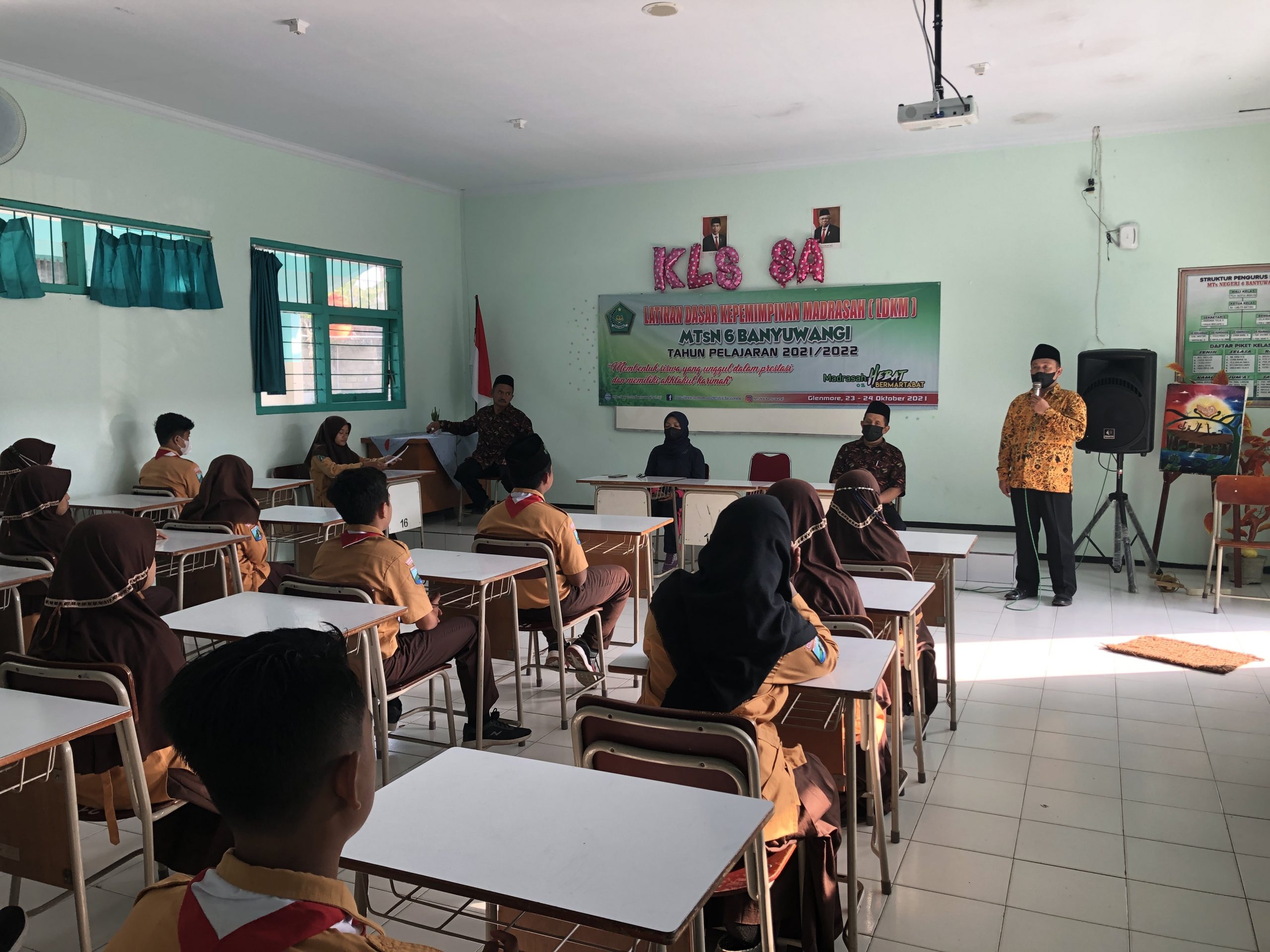 Latihan Dasar Kepemimpinan Siswa Madrasah