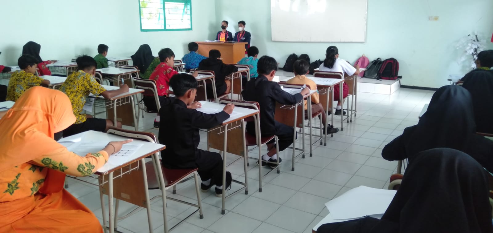 PELAKSANAAN TES POTENSI AKADEMIK MTsN 6 BANYUWANGI